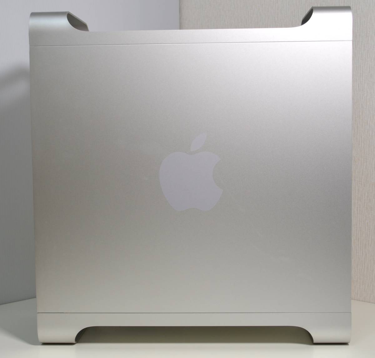 Apple / PowerMac G5　Late2005 / PowerPC G5 デュアル 2 GHz / メモリ 7GB / Mac OS 10.4.11 / 240GB SSD_画像2