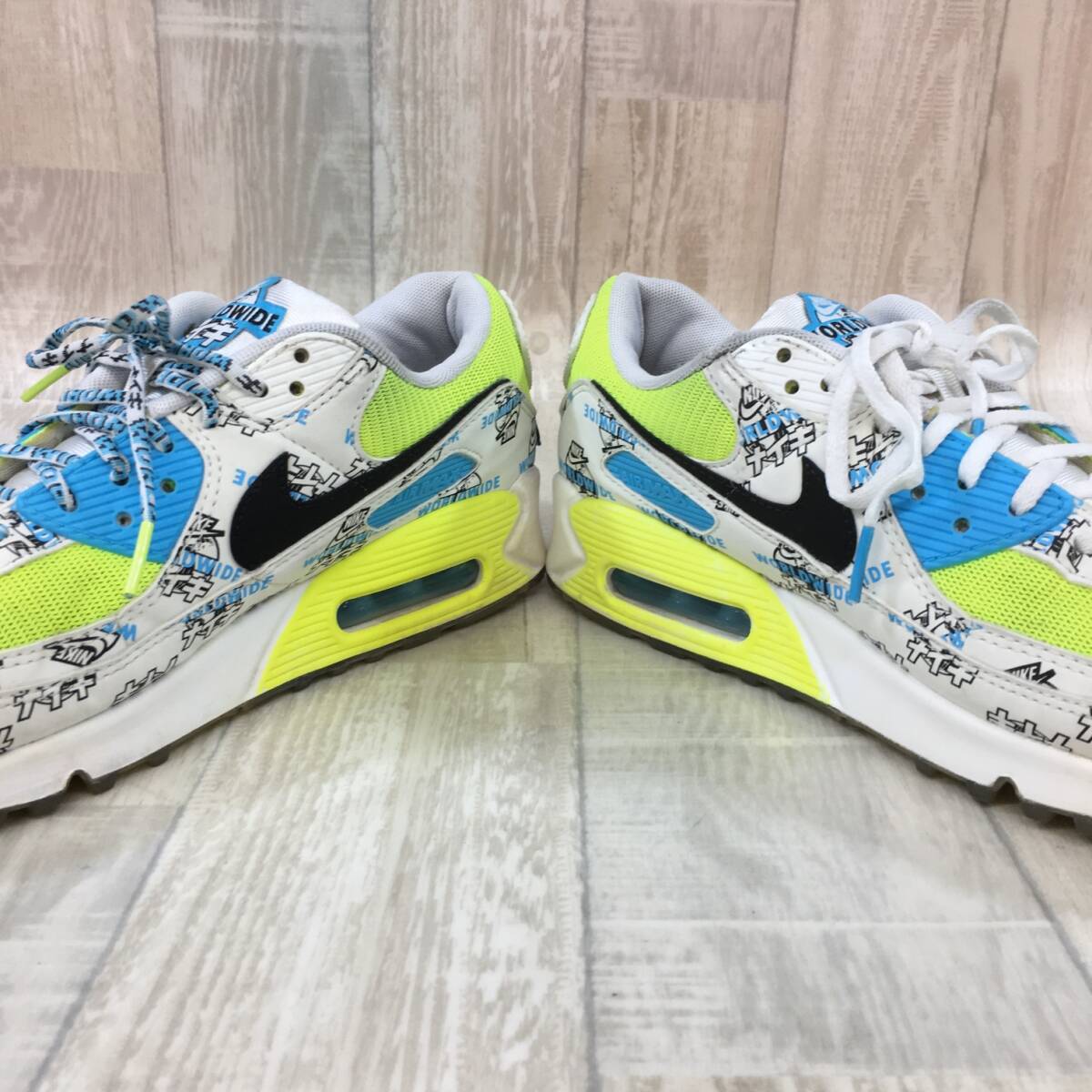 KZ1374★NIKE : WMNS WORLD WIDE PACK AIR MAX 90 DA1342-107★26.5★ネオンイエロー/白系 ナイキ エアマックス90 ウィメンズモデル_画像3