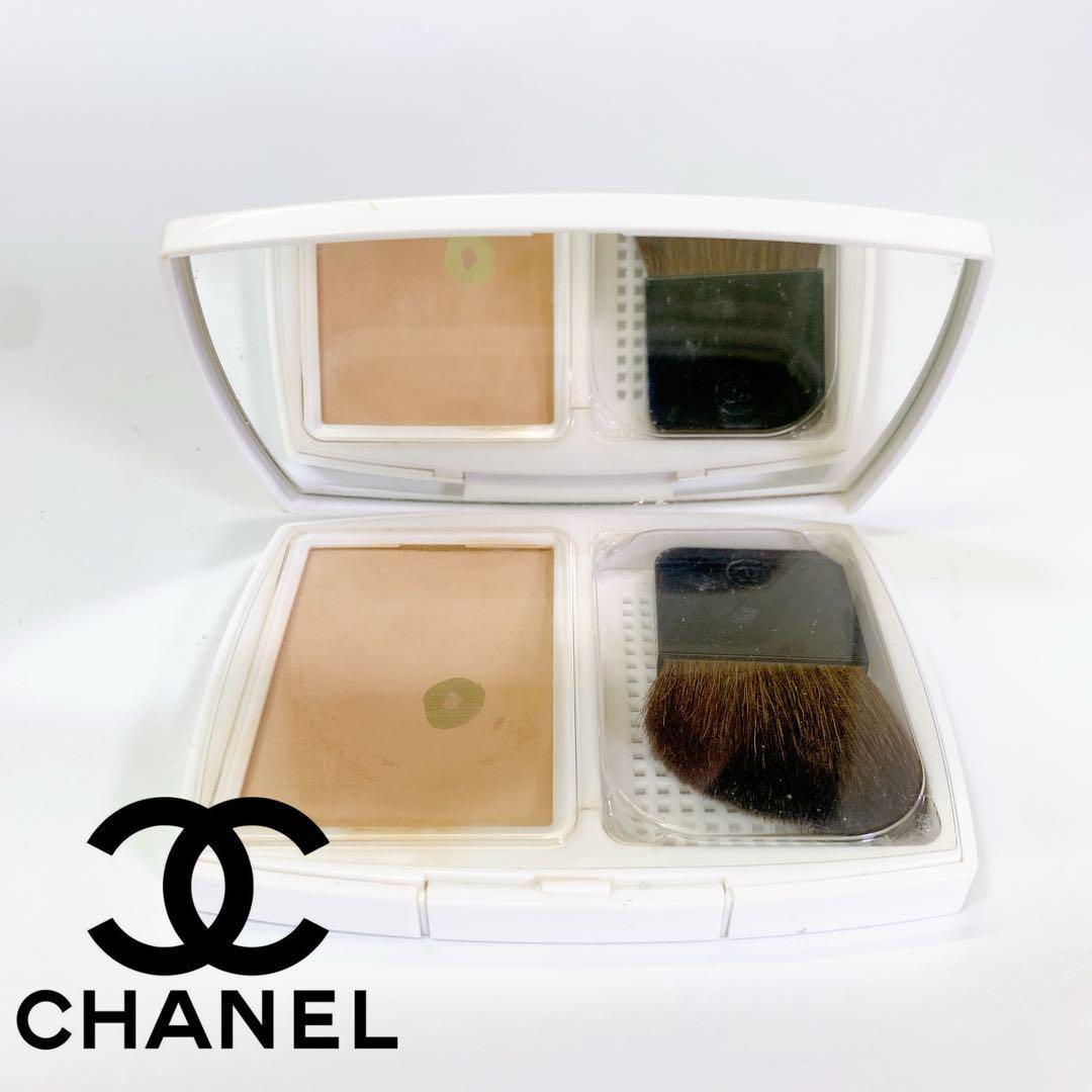 3077 Chanel ru Brown compact lumiere 20 beige 