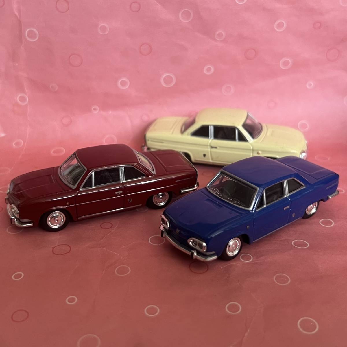 * out of print famous car collection Isuzu be red 1600GTR(PR91W)1969& Isuzu 117 coupe (PA60)1968 2 pcs set width mountain .[.. prompt decision price ] postage included ⑤