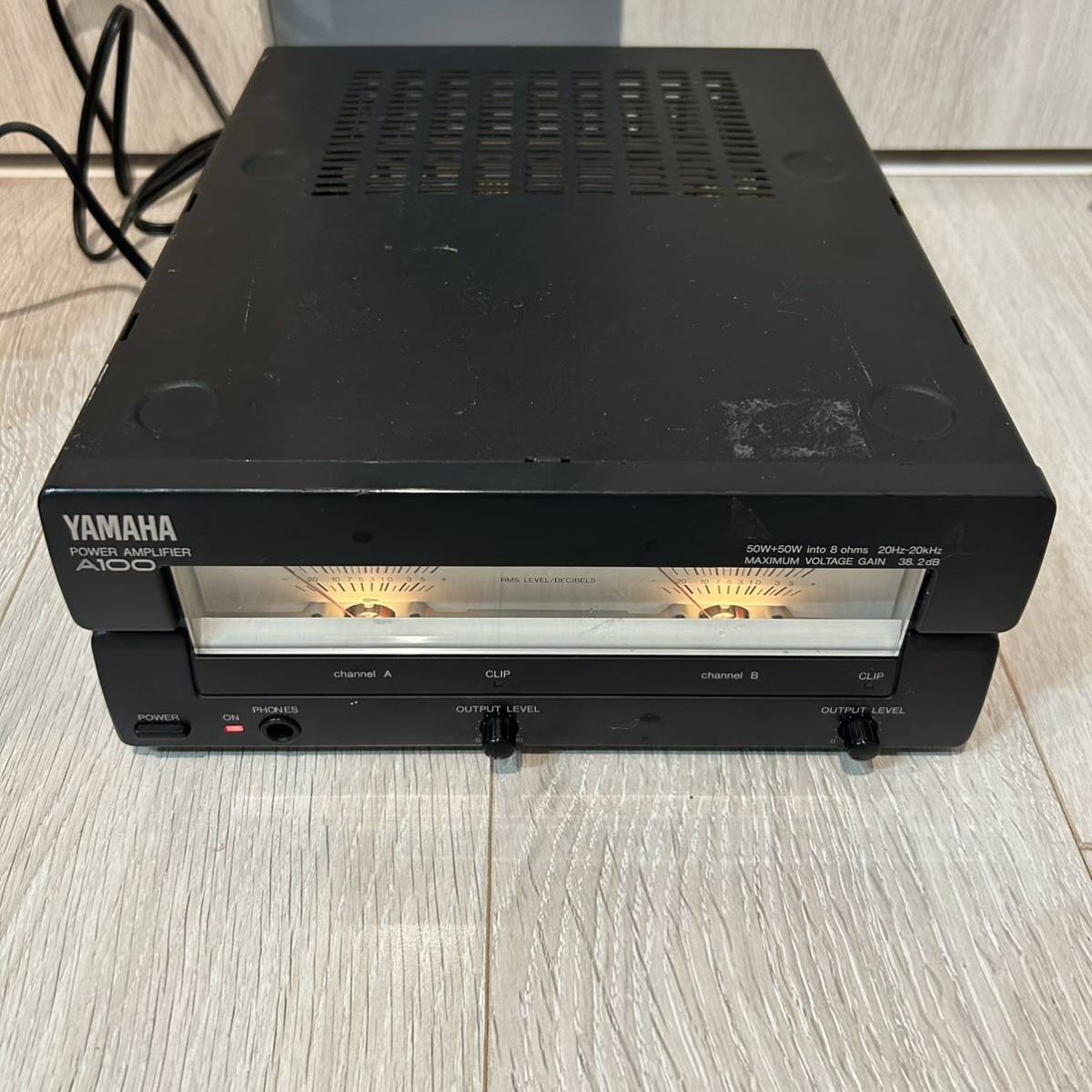 YAMAHA A100 ヤマハ パワーアンプ POWER AMPLIFIER 音出し 通電 ジャンク_画像1