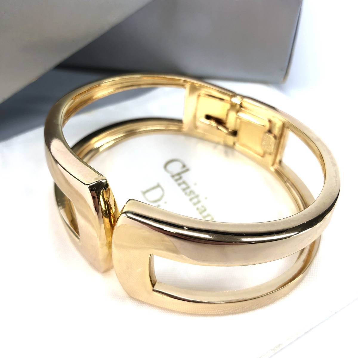 Christian Dior ディオール バングル ゴールドカラー ブレスレット レディース アクセサリー 箱付き 菊RH
