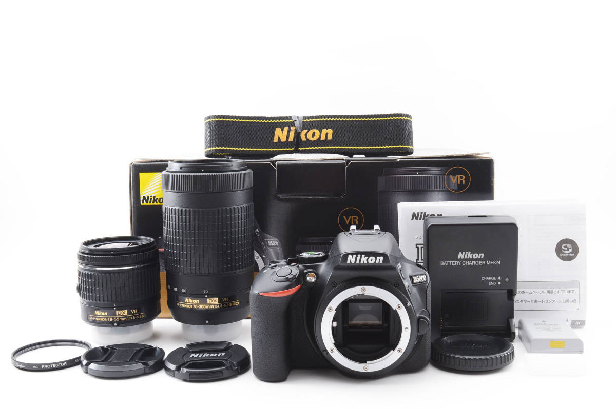 ■ ほぼ新品 ■ ニコン Nikon D5600 ダブルズームキット　D1023S633S1017DH C180_画像1
