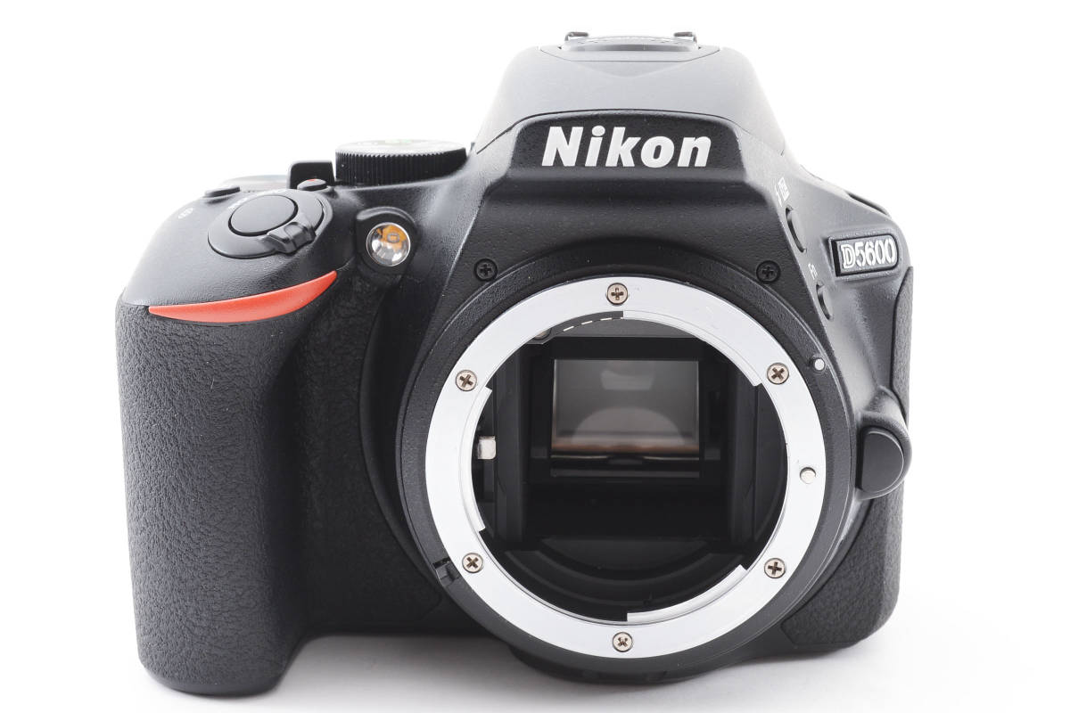 ■ ほぼ新品 ■ ニコン Nikon D5600 ダブルズームキット　D1023S633S1017DH C180_画像3