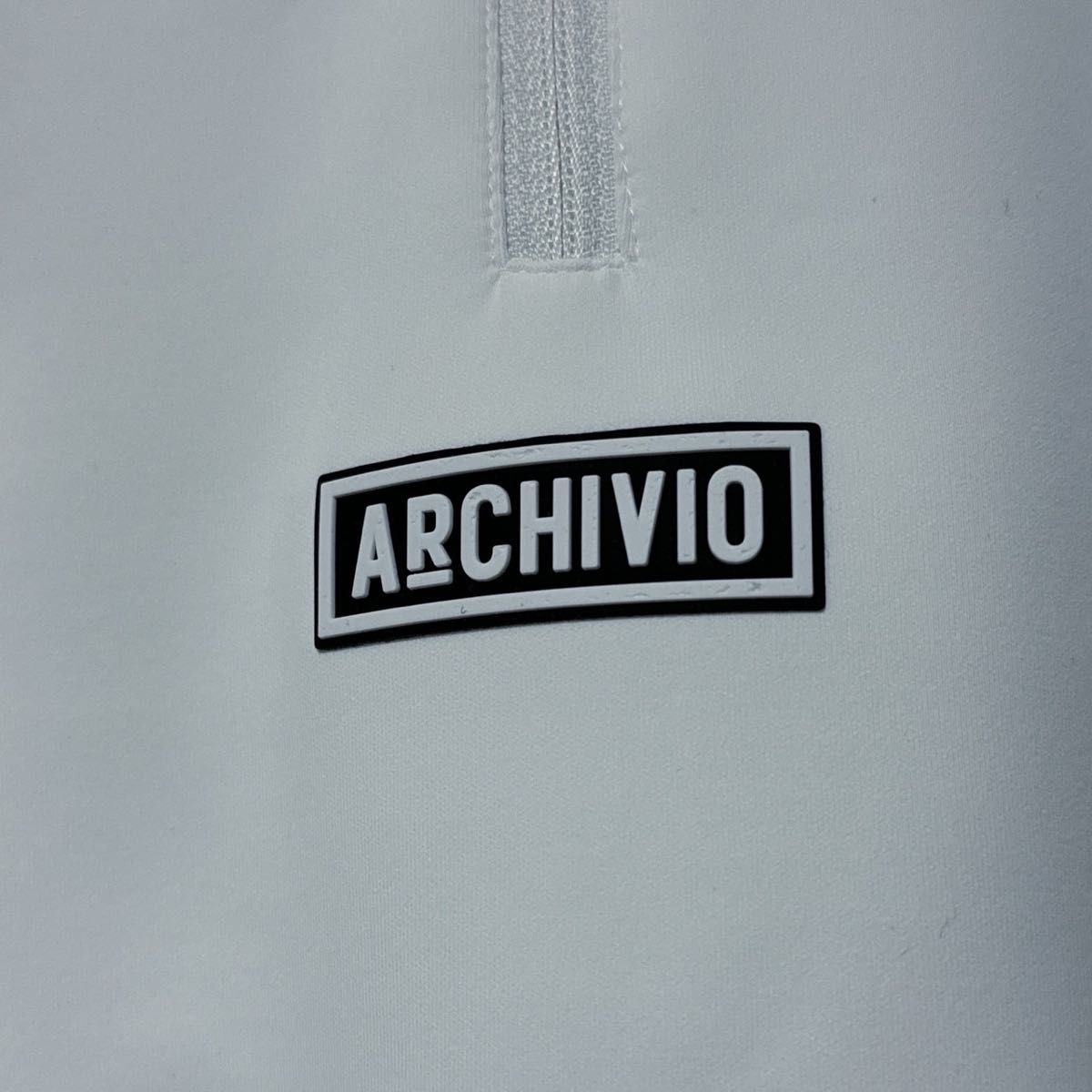【新品】 ARCHIVIO アルチビオ ハイネック プルオーバー ハーフジップ メンズ ゴルフウェア スポーツ ロゴ 