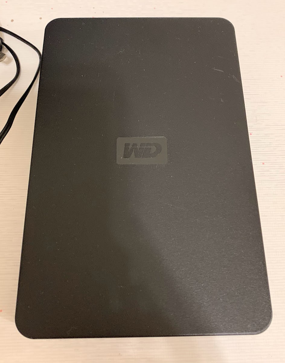 正常動作品 WD Elements Desktop 3.0TB WDBAAU0030HBK　USB2.0 WD30EZRX 使用時間698時間 外付けハードディスク_画像2