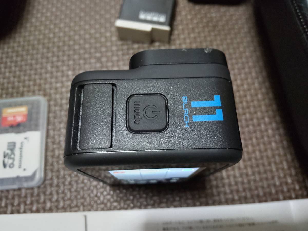  【中古】GoPro HERO11 Black 　 GoPro推奨SDカード付 　他多数付属品セット _画像5