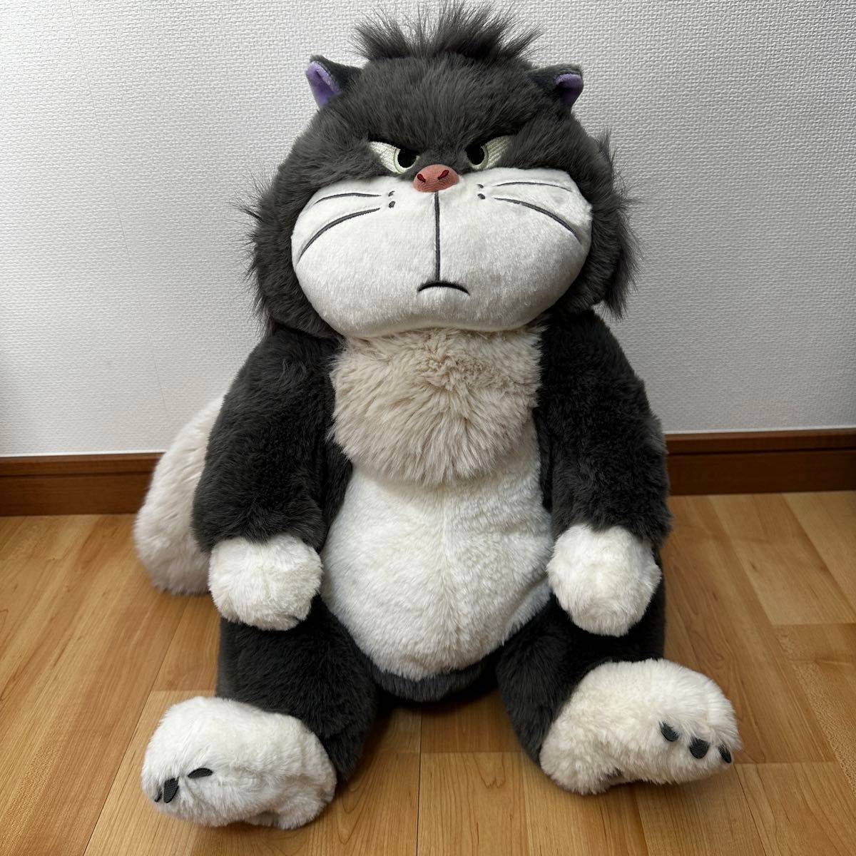 ディズニーストア 猫の日 ぬいぐるみ ルシファー|Yahoo!フリマ ディズニーストア 猫の日 ぬいぐるみ ルシファー|Yahoo!フリマ