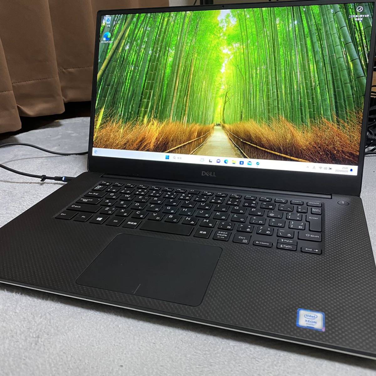 DELL precision 5540 Intel Xeon E-2076M メモリ 32GB SSD 2TB Windows11 Pro for workstation　バックライトキーボード　Quadro T2000_画像1