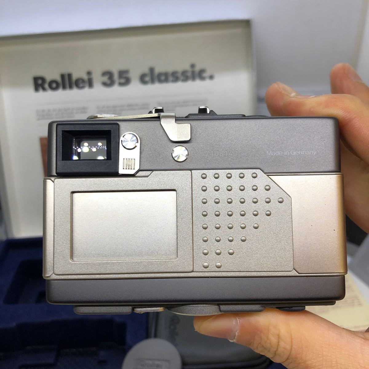 【極美品・光学極上】 ROLLEI 35 CLASSIC ローライ 35 クラシック ストラップ/フード/ストロボ/ポーチ/取説/元箱 点検、掃除、整備済み_画像6