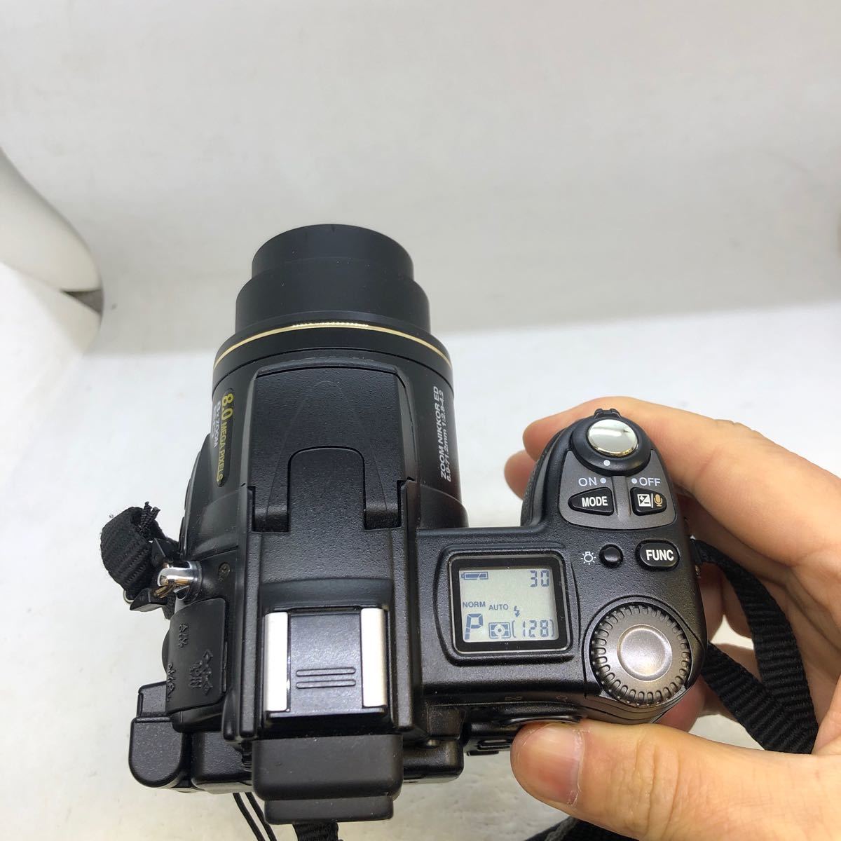 ★美品★安心初期不良対応★ Nikon ニコン COOLPIX8700 9-72mm (35-280mm) F2.8-4.2 コンデジ 1円〜_画像3