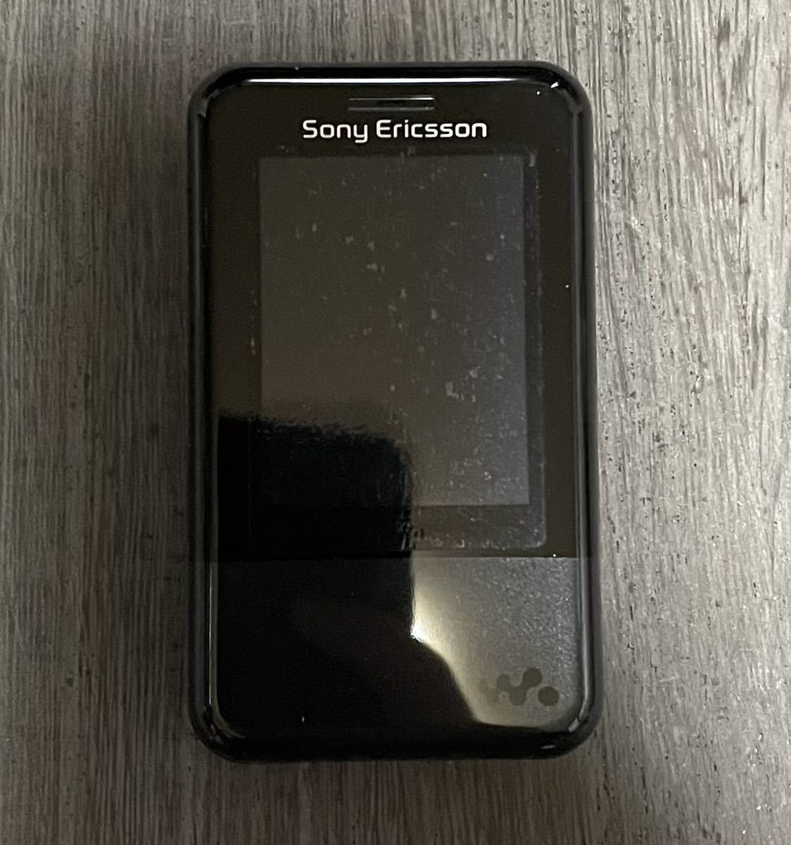 【Xmini】新品★WALKMAN★Sony Ericsson★極小携帯★箱付き★充電器なし★携帯電話★ウォークマン★ウォークマン携帯★ジム通い★ジム_画像1