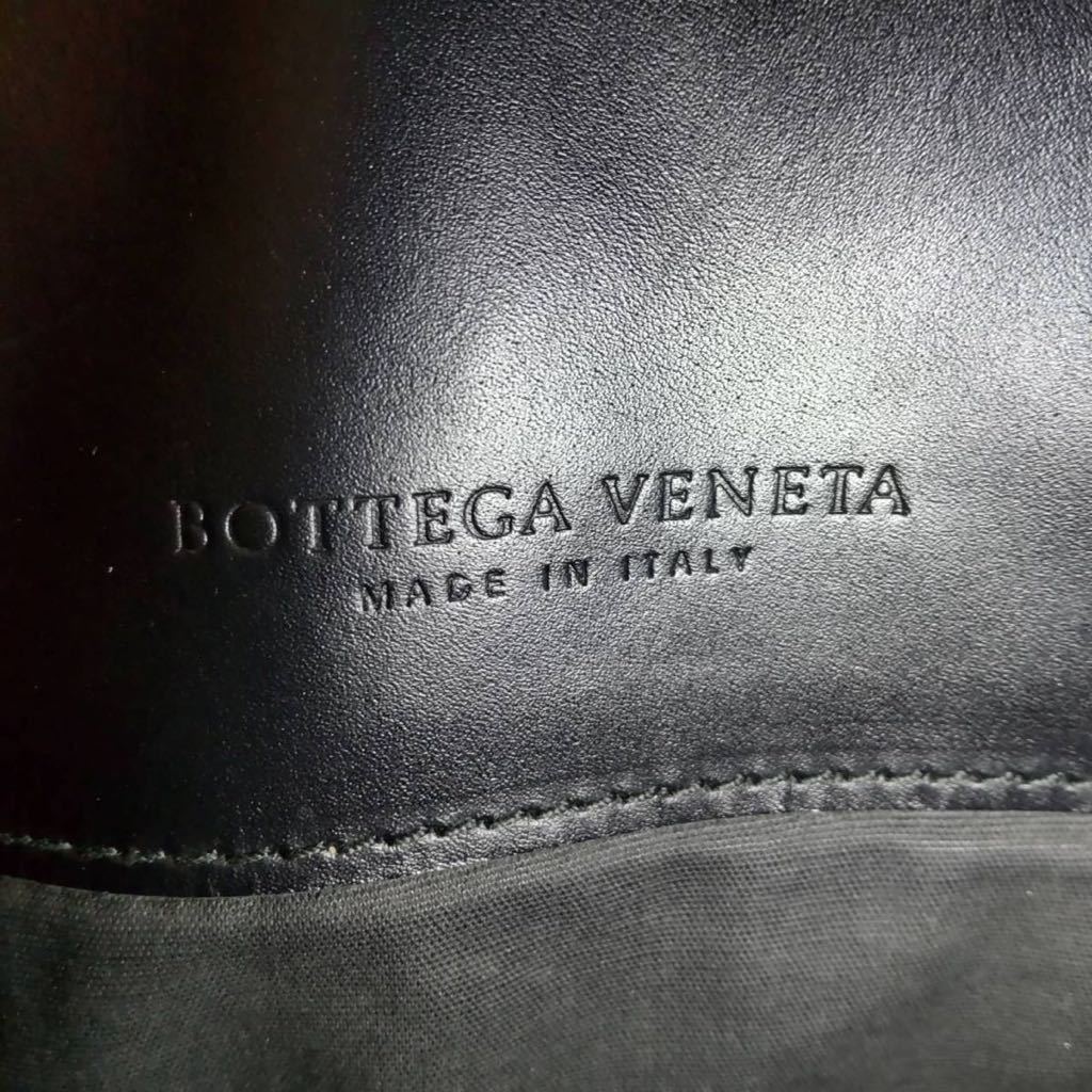 1円【未使用級！！】BOTTEGA VENETA ボッテガヴェネタ クロスボディバッグ ショルダーバッグ レザー イントレチャート ブラック 黒 メンズ_画像9