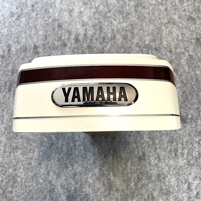 ◎YAMAHA SR400 SR500 純正シートカウル　スーパーパールホワイト　3HTU　白/茶　販売終了　廃番_画像5