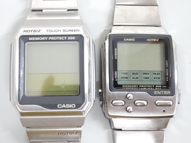 ジャンク 2点セット まとめて CASIO カシオ HOTBIZ ホットビズ DB-2000 VDB-2100 タッチスクリーン デジタル 腕時計_画像1