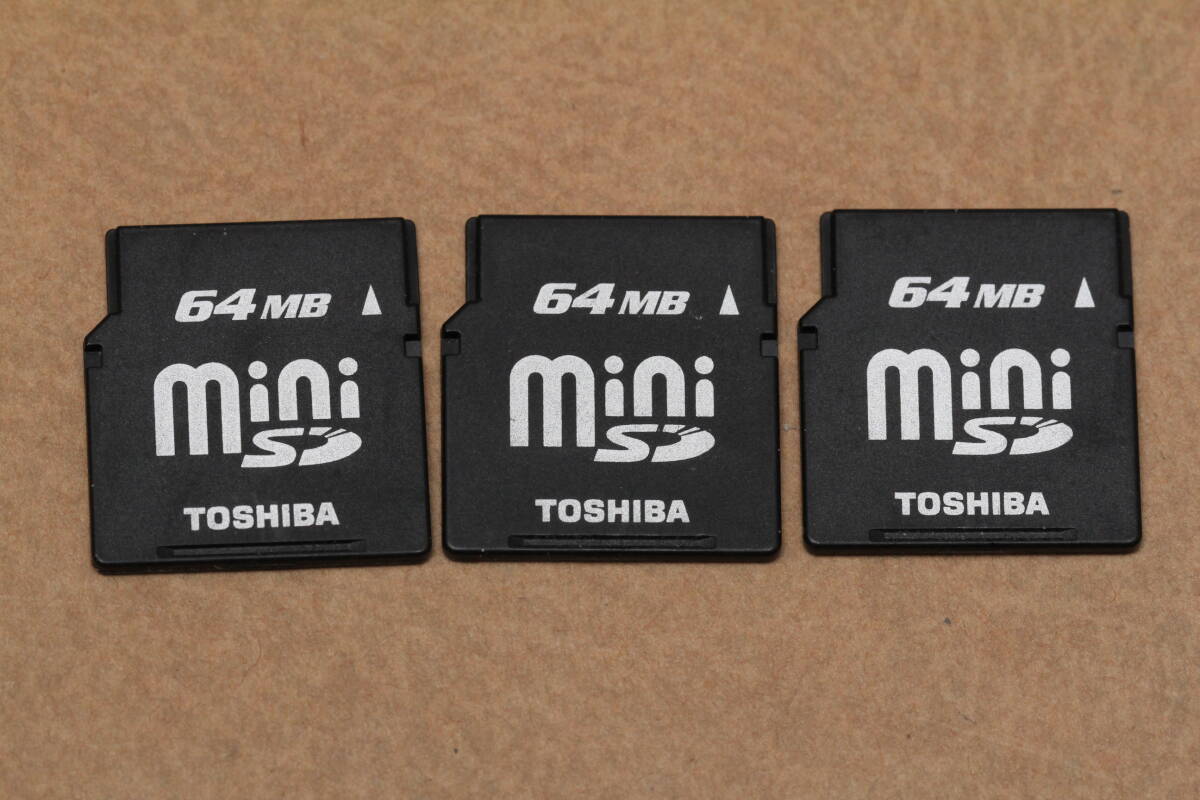 64MB miniSDカード TOSHIBA　●3枚セット●_画像1