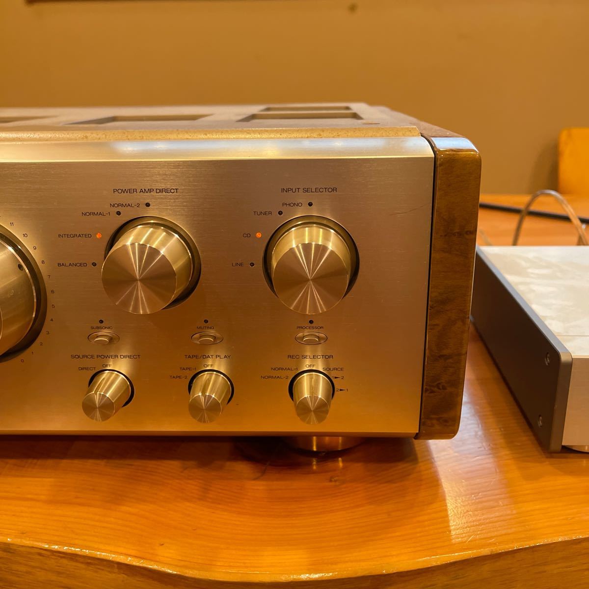 SANSUI サンスイ AU-α907 limited 整備済みの中古です。の画像4