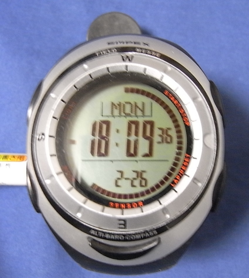 動作品 ジャンク ベルト劣化 EMPEX エンペックス FIELD MESSE フィールドメッセ CX 腕時計型電子高度計 デジタル _画像1