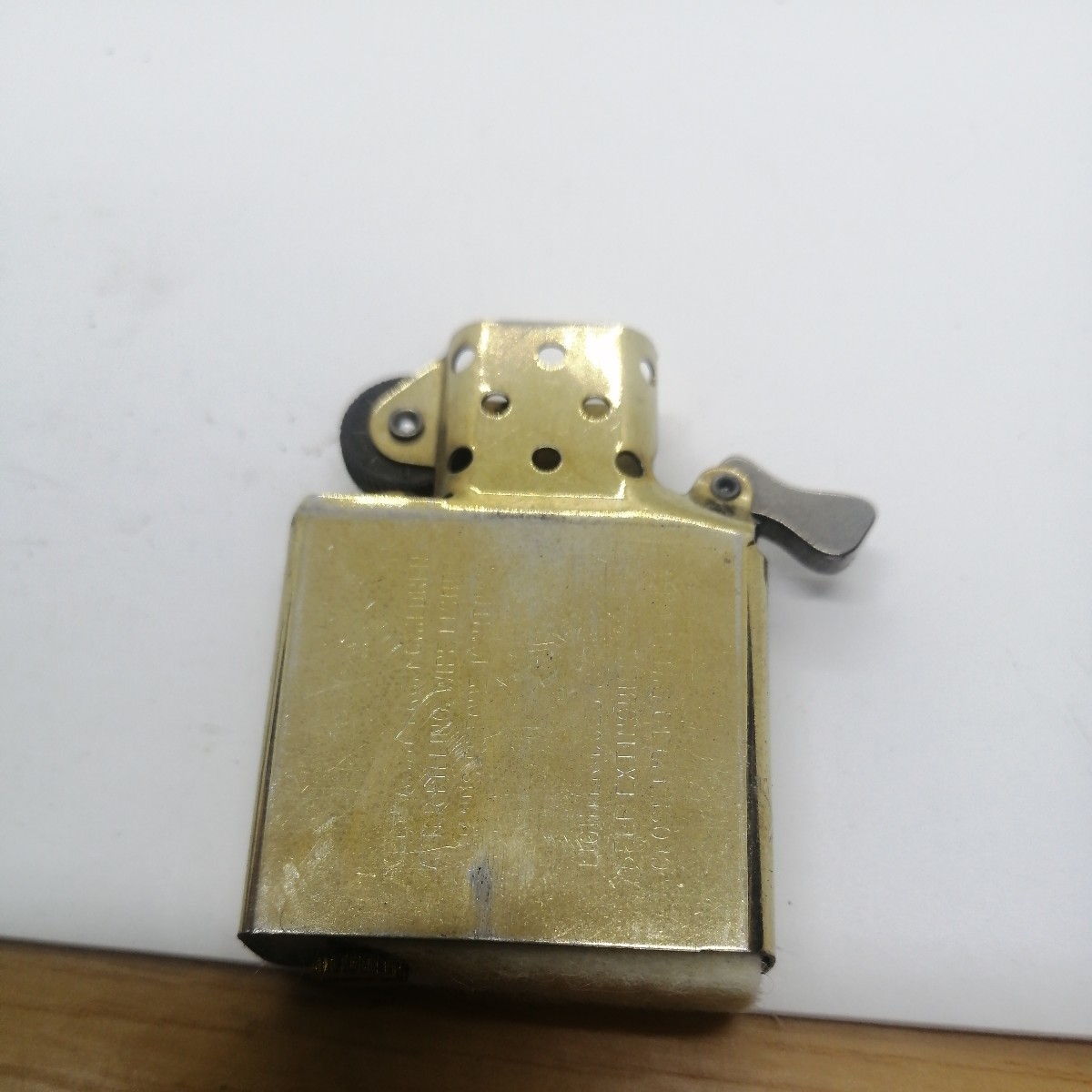 ZIPPO ジッポー SOLID BRASS ソリッドブラス KINGDOM OF HAWAII COAT OF ARMS 1932〜1990 オイルライター 着火確認 ネコポス ハワイ 税なし_画像6