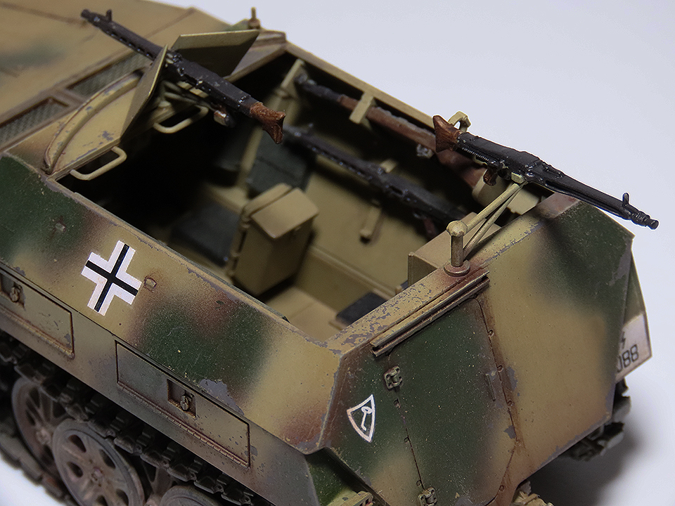 グンゼ 1/35 ドイツ軽装甲兵員車アルテ sdkfz250.シロート製作.下手ですがよろしくお願いします。_画像8