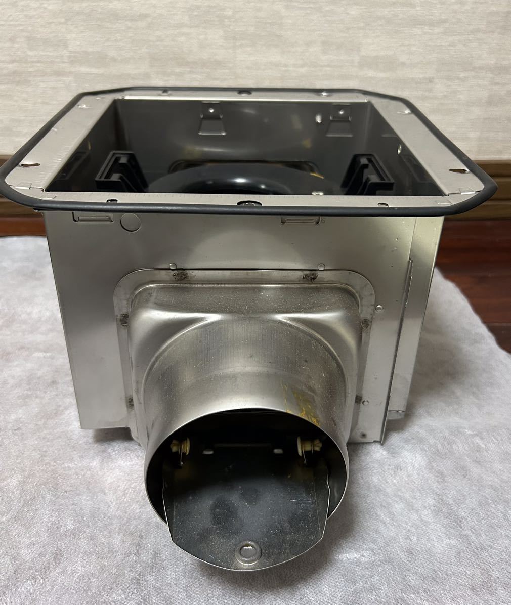 中古(一度取り付けて取り外した長期保管品) 使用可能 三菱ダクト 中古(一度取り付けて取り外した長期保管品) 使用可能 三菱ダクト