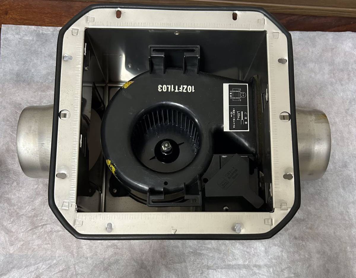 中古(一度取り付けて取り外した長期保管品) 使用可能 三菱ダクト 中古(一度取り付けて取り外した長期保管品) 使用可能 三菱ダクト