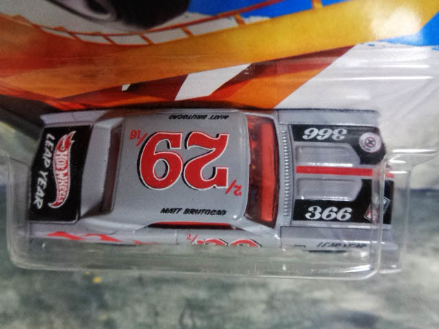 HOTWHEELS '67 CHEVELLE SS 396 　ホットウィール 1967 シェベル ＳＳ396 　説明文・写真ご参照　　///(052)_画像3