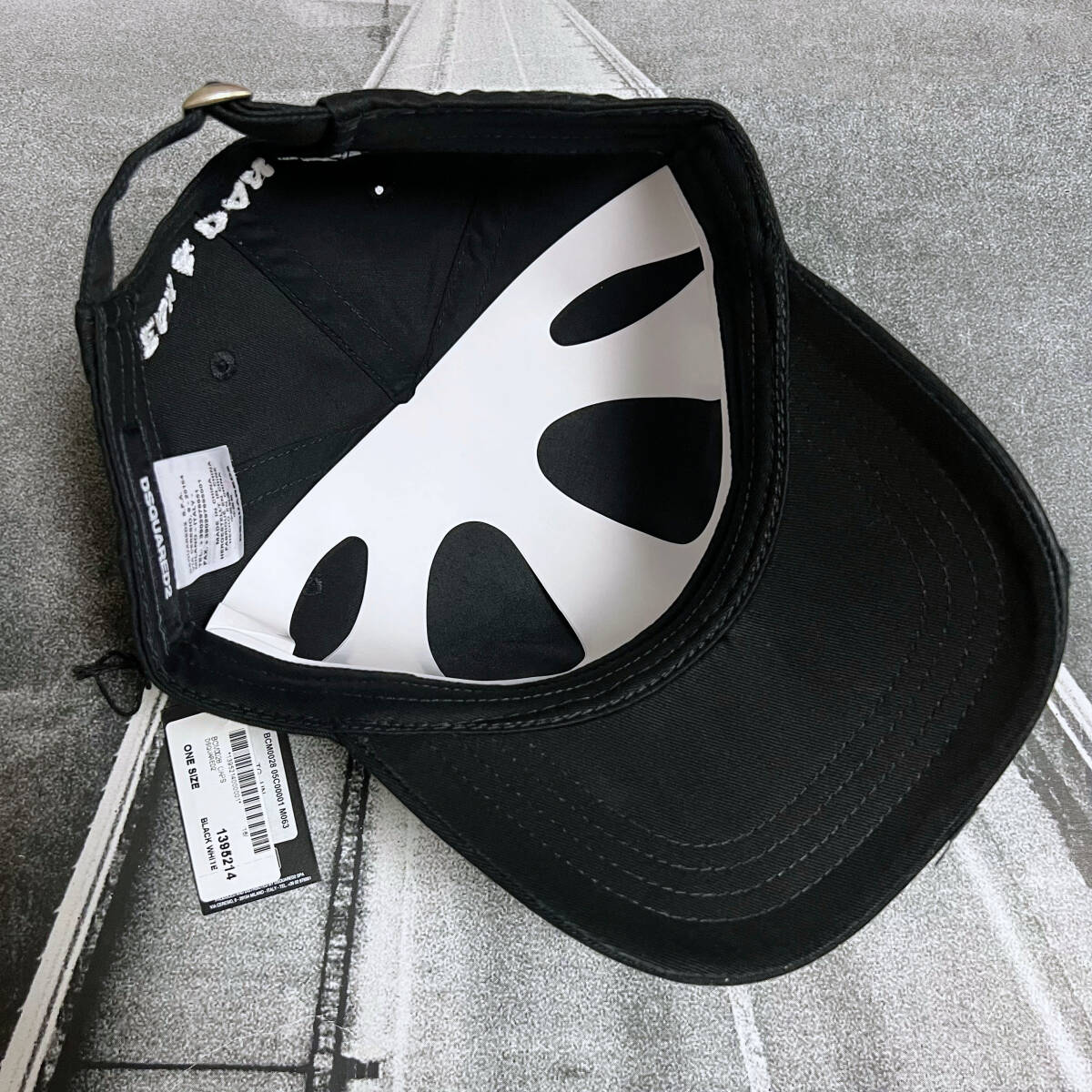 新品 Dsquared2 Baseball Cap ブラック ワンサイズ ディースクエアード ベースボール キャップ 並行輸入品_画像4