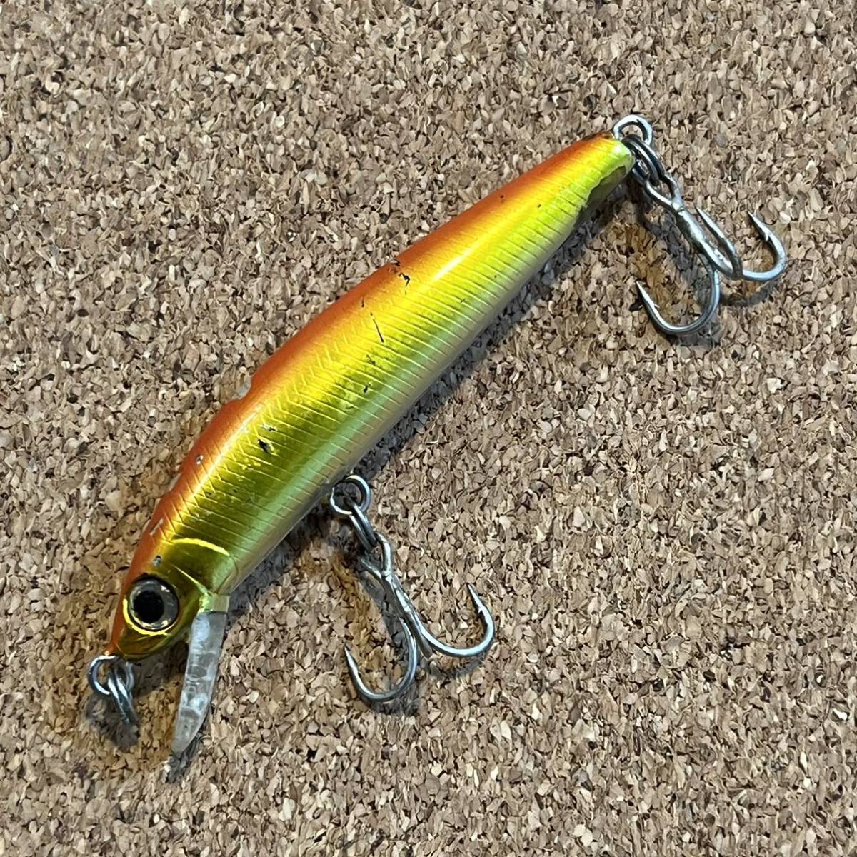 バスデイ シュガーミノー50S オレンジゴールド　Bassday Sugar Minnow S 50mm メバルプラグ_画像1