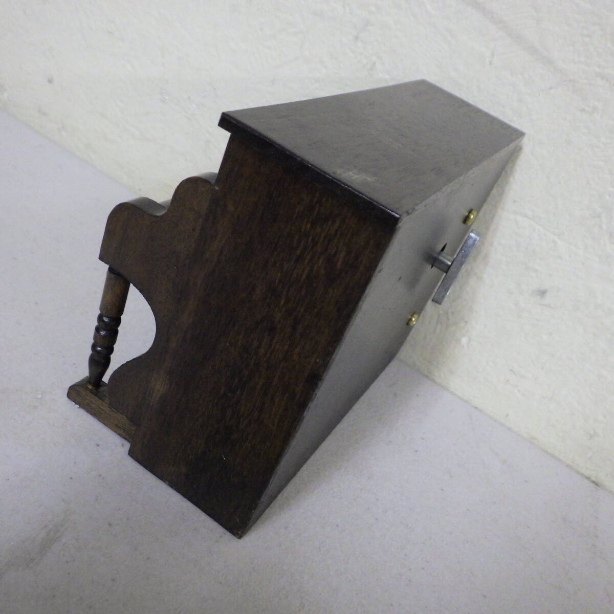 MUSICALBOX ミュージカルボックス 木製オルガン型 オルゴール 現状品 ジャンク扱い エリーゼのために B-525-042_画像4