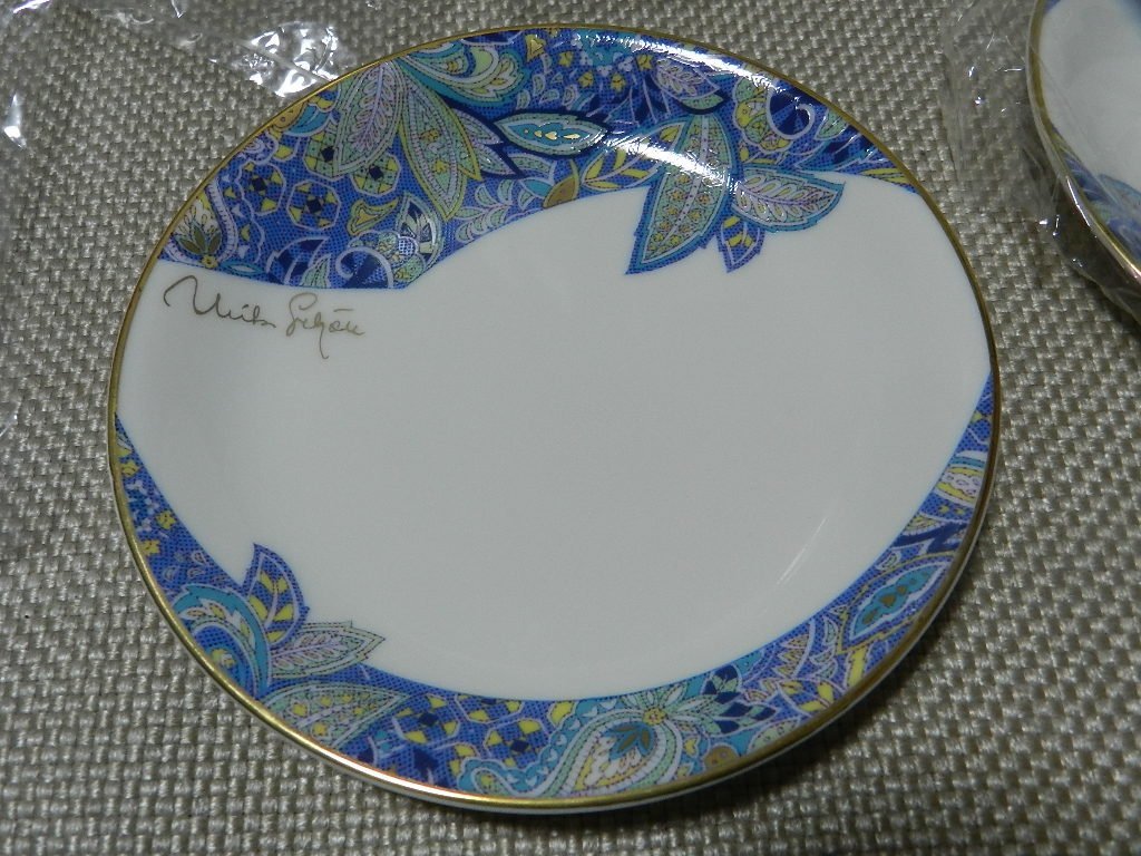 ミラショーン×NARUMI パーティセット 大皿1枚 ケーキ皿5枚 未使用品 ブルー 植物 葉っぱ 金彩の画像3