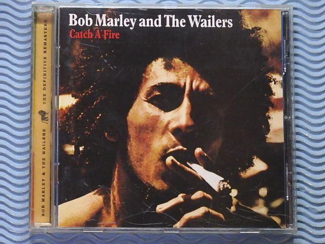 [輸入盤]ボブ・マーリー＆ザ・ウェイラーズ「キャッチ・ア・ファイアー(+2)/Catch A Fire」Bob Marley & The Wailers/リマスター/良品_画像1