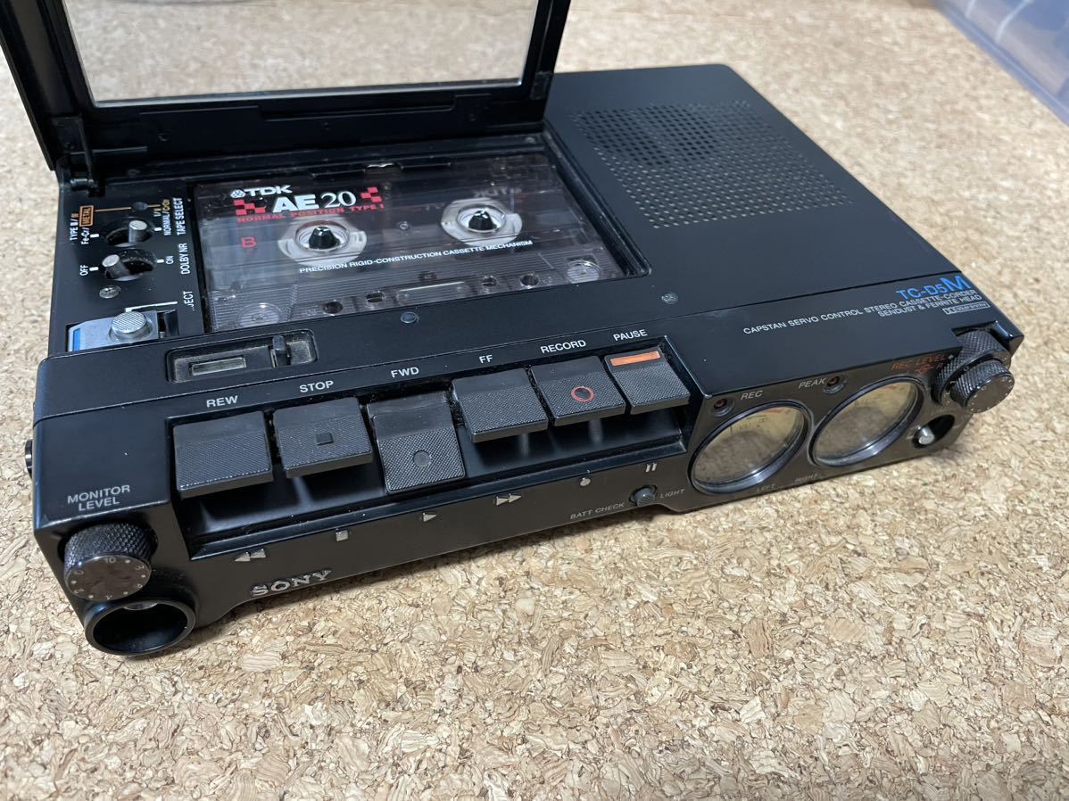 Yahoo!オークション - ソニー デンスケ TC-D5M 動作するも Yahoo!オークション - ソニー デンスケ TC-D5M 動作するも