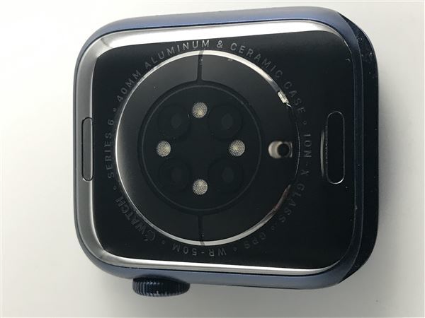 Series6[40mm GPS] aluminium голубой Apple Watch MG2A3J[...