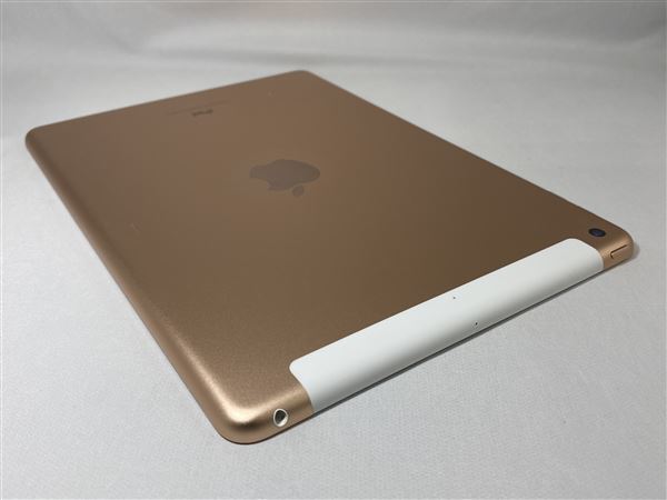 iPad 9.7インチ 第6世代[32GB] セルラー docomo ゴールド【安 …_画像3