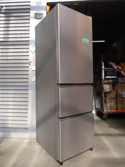 M350　日立　冷蔵庫　３ドア　R-V32KV(N)　2020年製　自動製氷付き　シンプルデザイン　真ん中野菜　315L_画像1