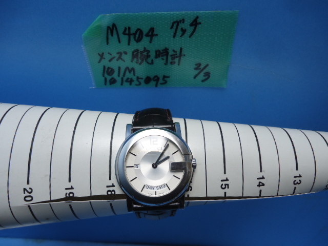 M404　グッチ　メンズ　腕時計　シルバー　G　フレーム　101M_画像1