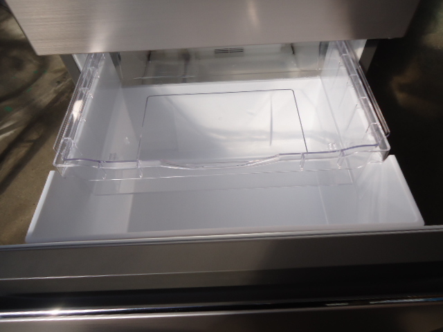 M350　日立　冷蔵庫　３ドア　R-V32KV(N)　2020年製　自動製氷付き　シンプルデザイン　真ん中野菜　315L_画像5