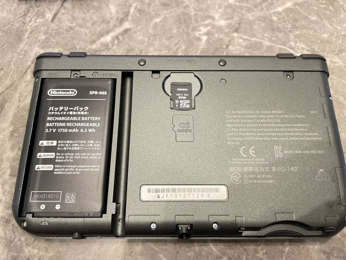 【中古】New3 DS LL 本体 メタリックブラック モンハン ドラクエ ソフトセット ※タッチペンなし_画像4