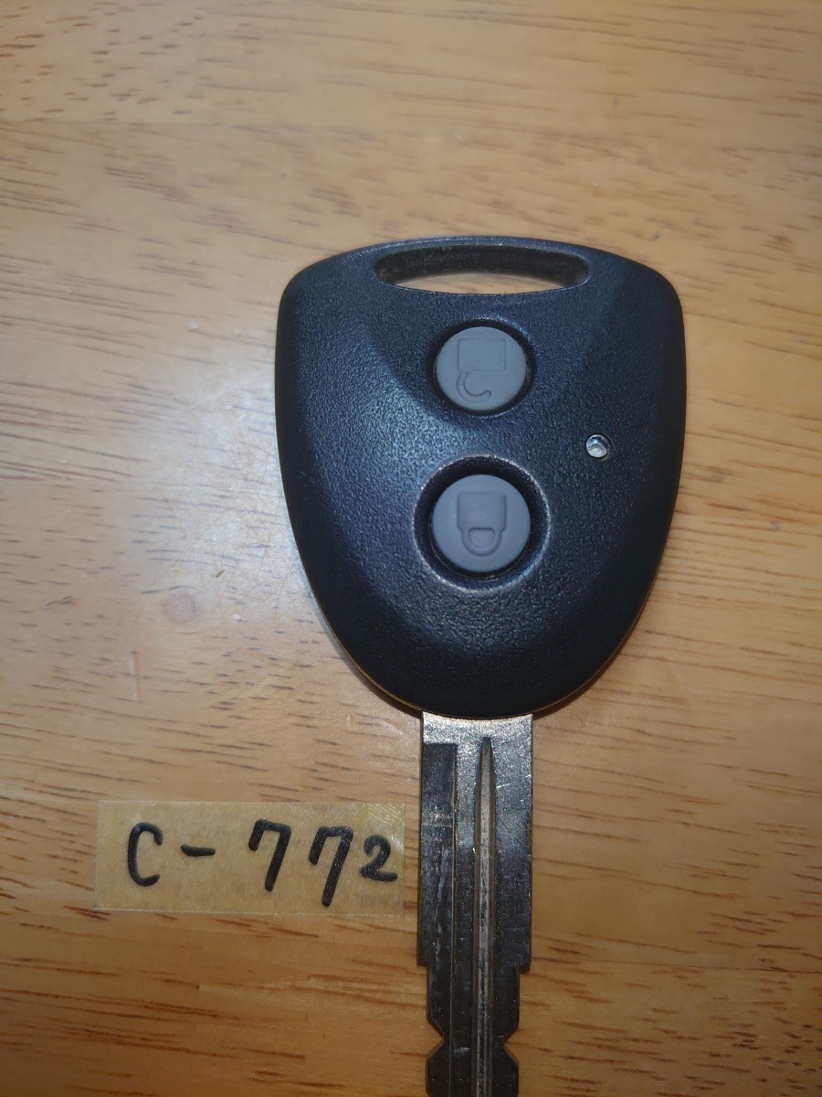 C-772 SUBARU Subaru original L275F L285S Pleo LA100F LA110F Stella 001YUB1005 2 button smart key keyless frequency has confirmed!