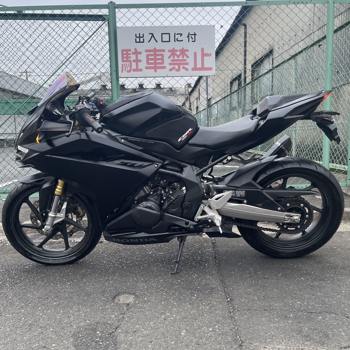 Yahoo!オークション - ホンダ CBR250RR MC51 13796km シングル Yahoo!オークション - ホンダ CBR250RR MC51 13796km シングル