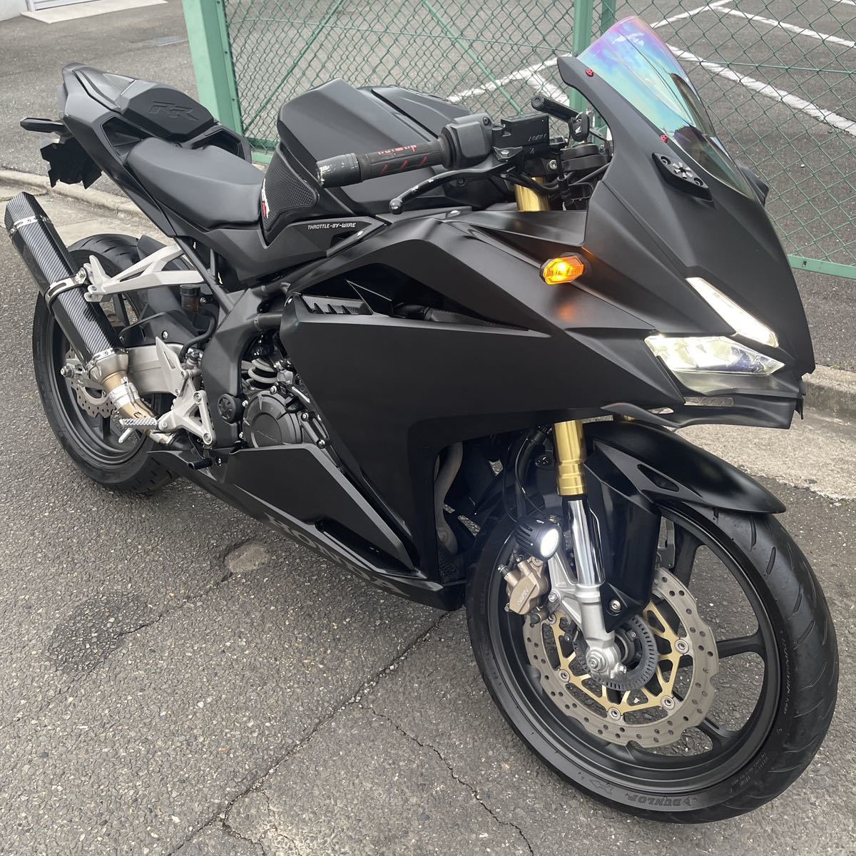 Yahoo!オークション - ホンダ CBR250RR MC51 13796km シングル Yahoo!オークション - ホンダ CBR250RR MC51 13796km シングル