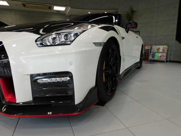 GT-R 3.8 NISMO スペシャル エディション 4WD ワンオーナー&禁煙車_画像8