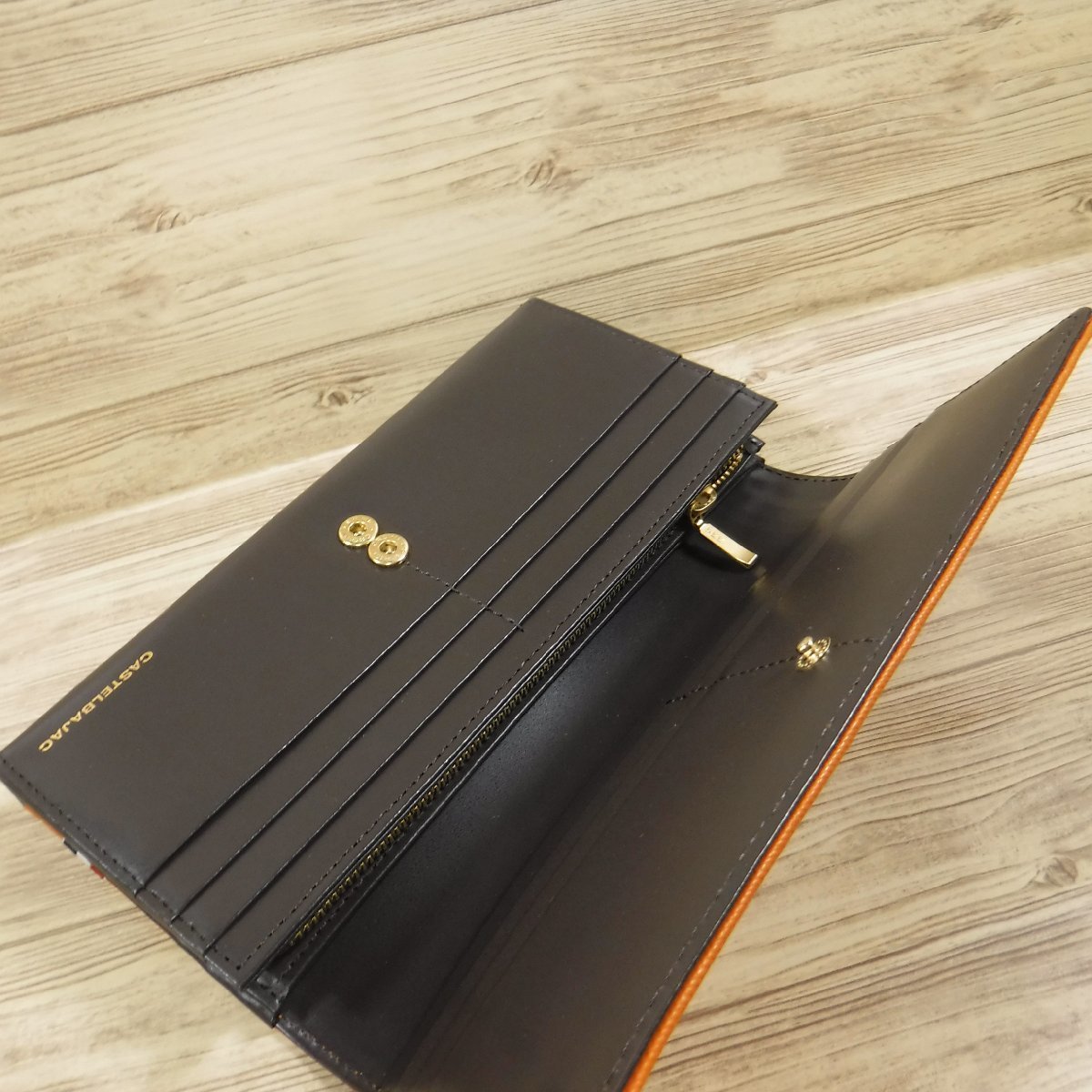 QQ839 Castelbajac новый товар обычная цена 15400 иен большая вместимость длинный кошелек safia-no style телячья кожа бумажник orange she -тактный 027604