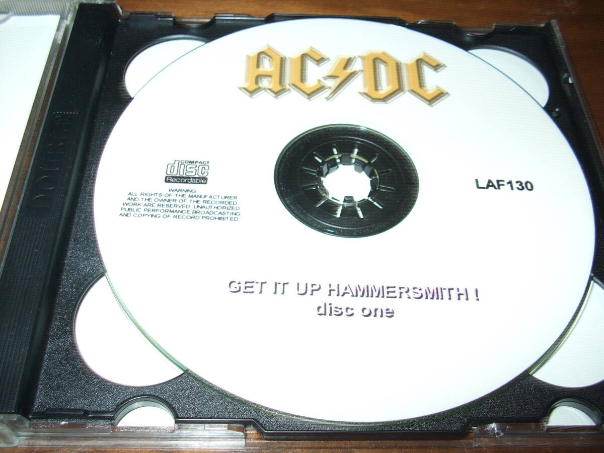 AC/DC《 Get It Up Hammersmith 82 》★ライブ２枚組_画像2