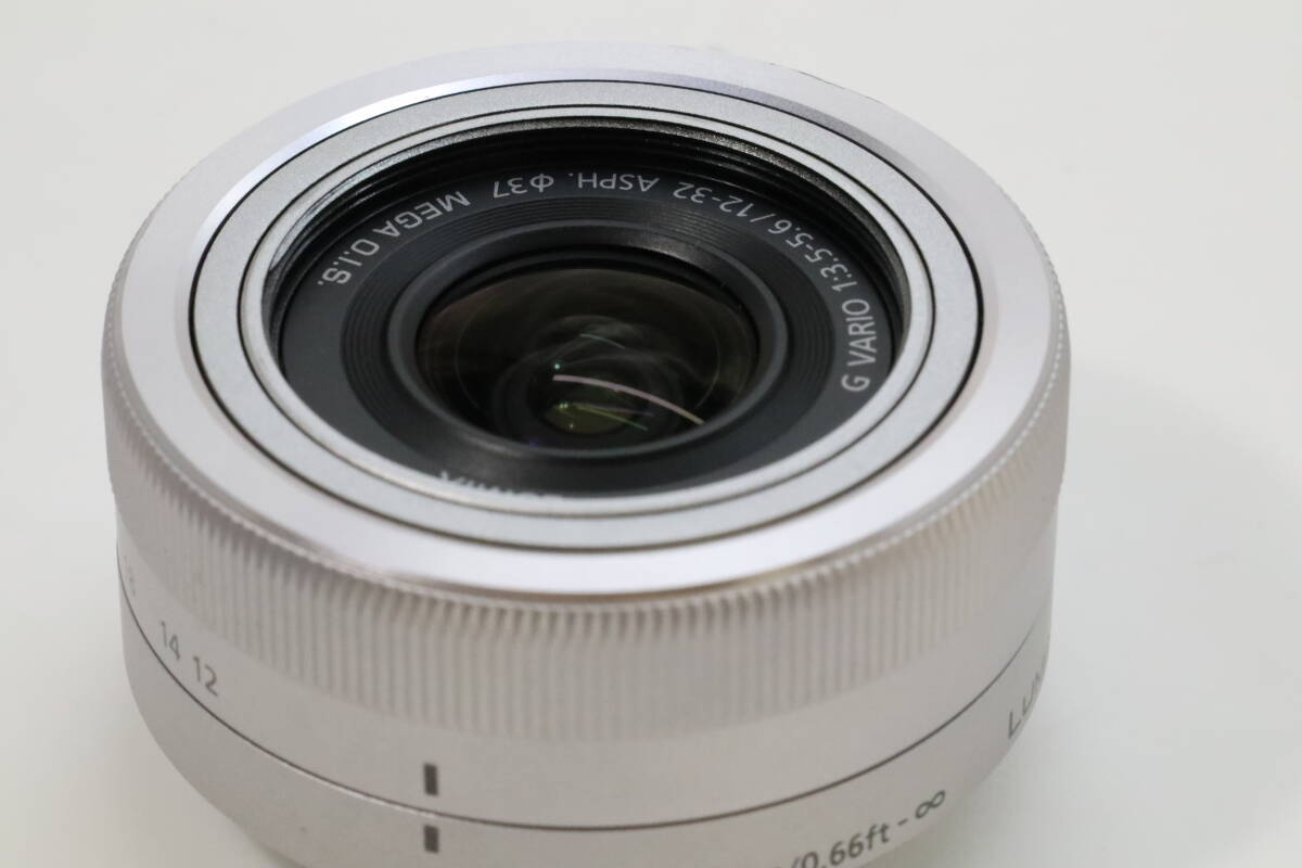 ■極上品■ Panasonic パナソニック LUMIX G VARIO 12-32mm / F3.5-5.6 ASPH. / MEGA O.I.S. H-FS12032 シルバー ＃27676_画像5