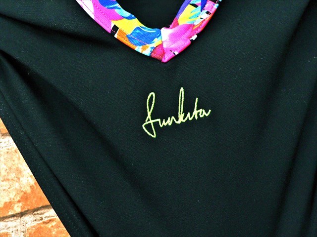 BY3-541◇//FUNKITA♪カラフルな模様柄が可愛すぎる♪ブラック*XLサイズ♪レディース競泳水着※一番安価な送料はゆうパケットなら210円♪_画像3