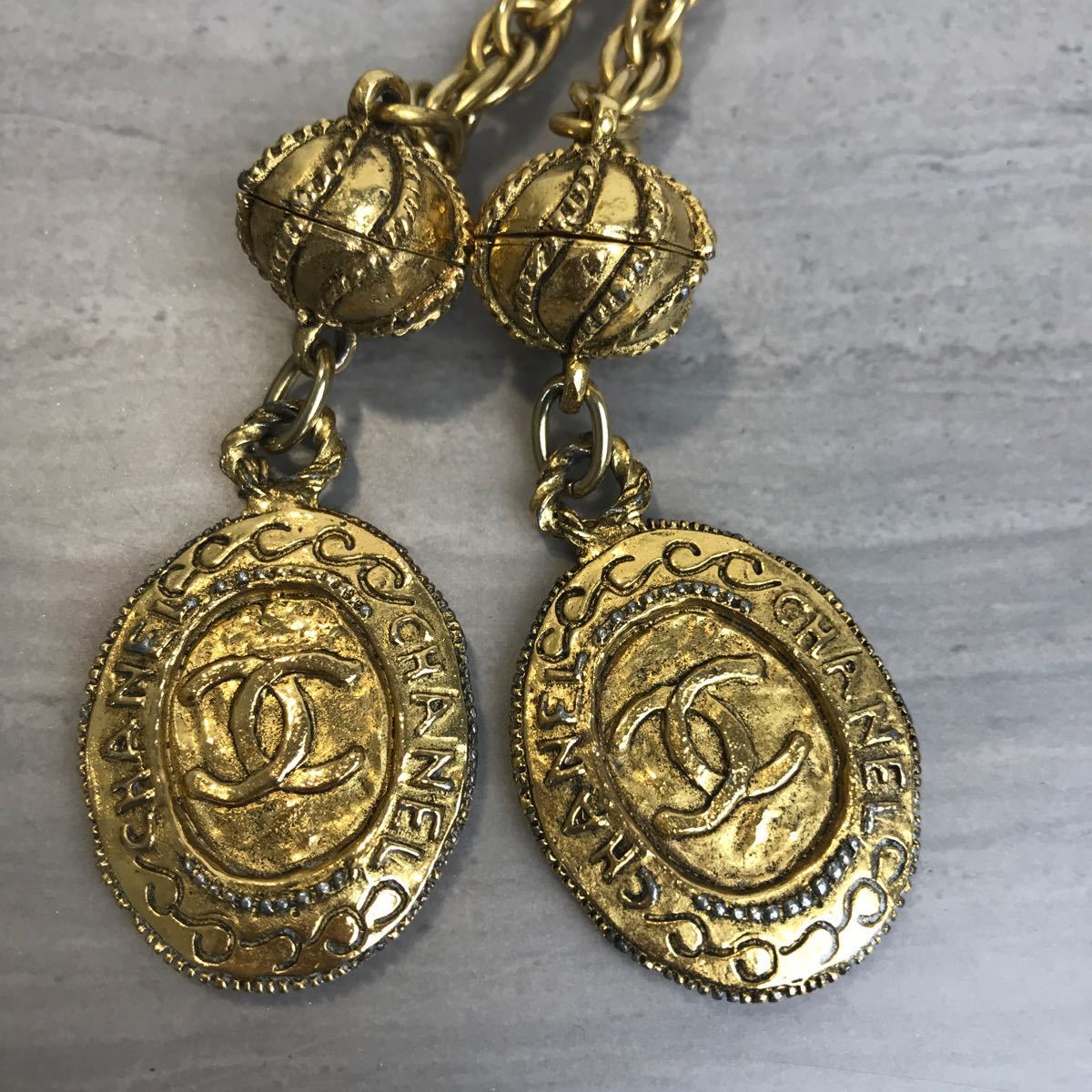 CHANEL シャネル チェーンベルト ゴールドカラー ヴィンテージ CHANEL シャネル チェーンベルト ゴールドカラー ヴィンテージ