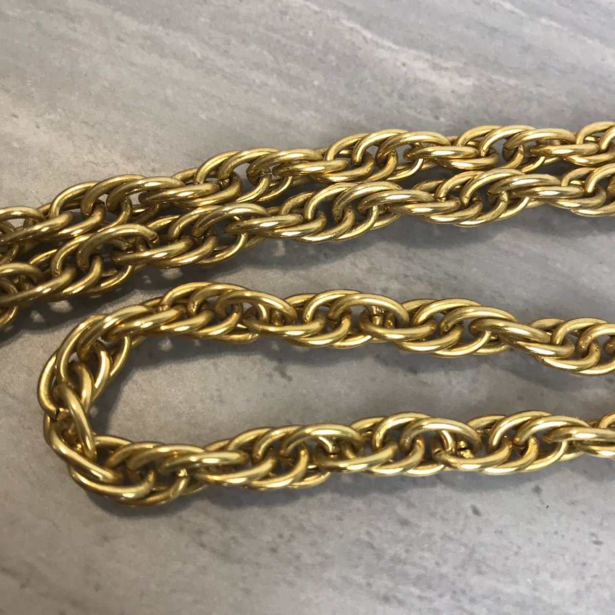 CHANEL シャネル チェーンベルト ゴールドカラー ヴィンテージ CHANEL シャネル チェーンベルト ゴールドカラー ヴィンテージ