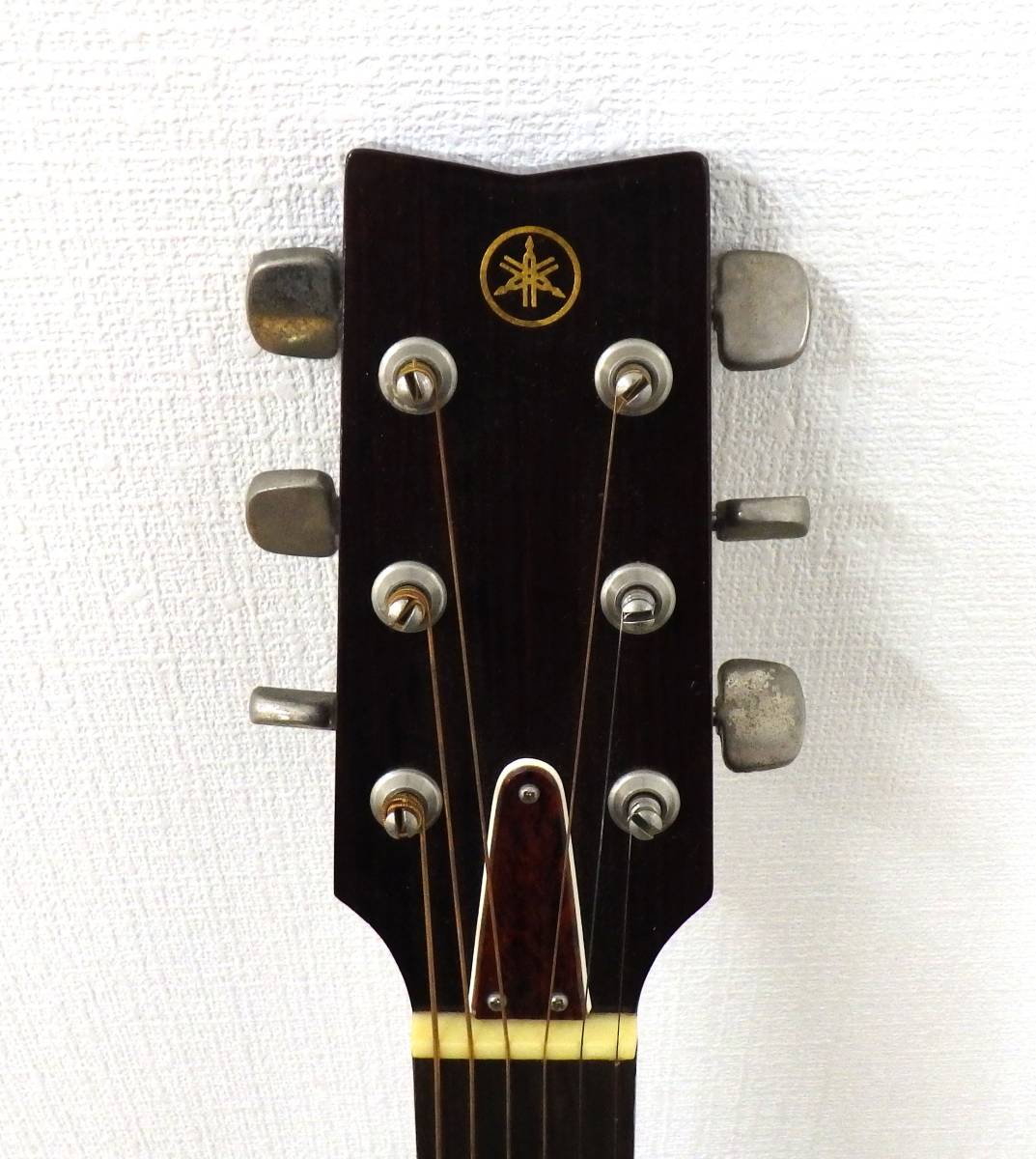 #5189　当時物 YAMAHA ヤマハ　 NIPPON GAKKI CO.LTD　 Acoustic Guitar　アコースティックギター FG-130　ケース付き_画像7
